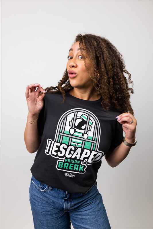 Cosmo I Escaped Prison Break